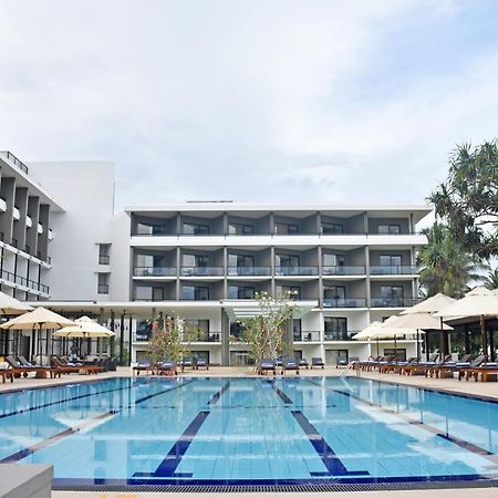 โรงแรมโกลดิ แซนด์ เนกอมโบ ภายนอก รูปภาพ