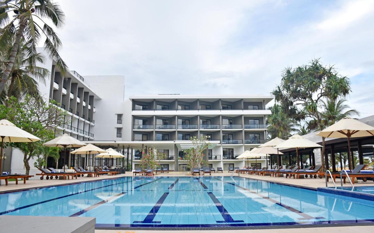 โรงแรมโกลดิ แซนด์ เนกอมโบ ภายนอก รูปภาพ